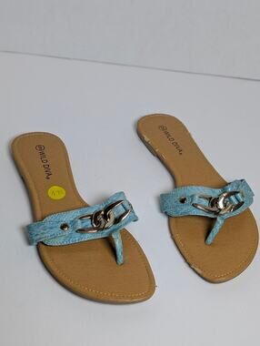 Wild Diva Women Size 9 Blue Snakeskin Print Flat Thong Sandals Gold Chain Links